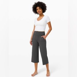 EUC 🍋 Lululemon Align Wide Leg Super-High-Rise Crop *23"
